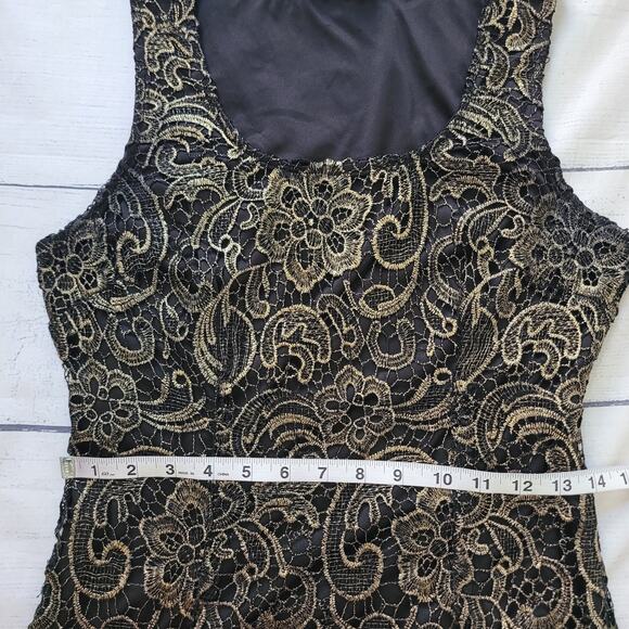 Sans Souci Size M Gold Overlay Sheath Sleeveless Cocktail Dress Holiday Glam - Picture 10 of 10